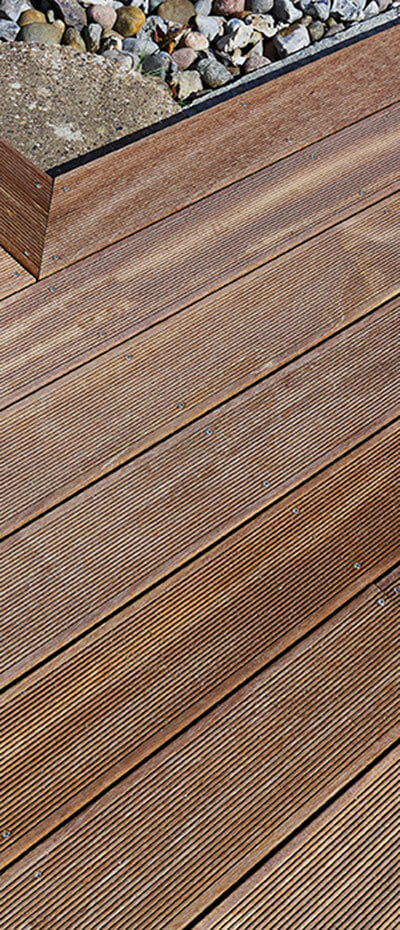 Holzwerkstatt-Käser-Galerie-Holzterrasse
