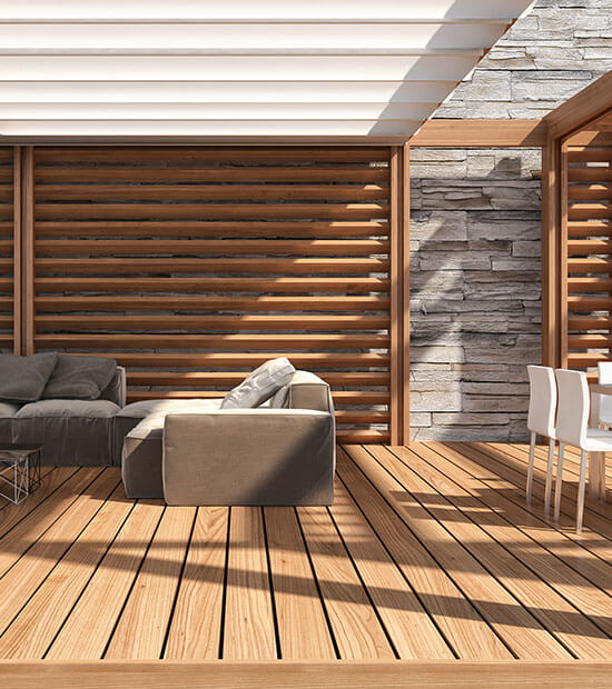 Holzwerkstatt-Käser-Galerie-Terrasse mit Pergola